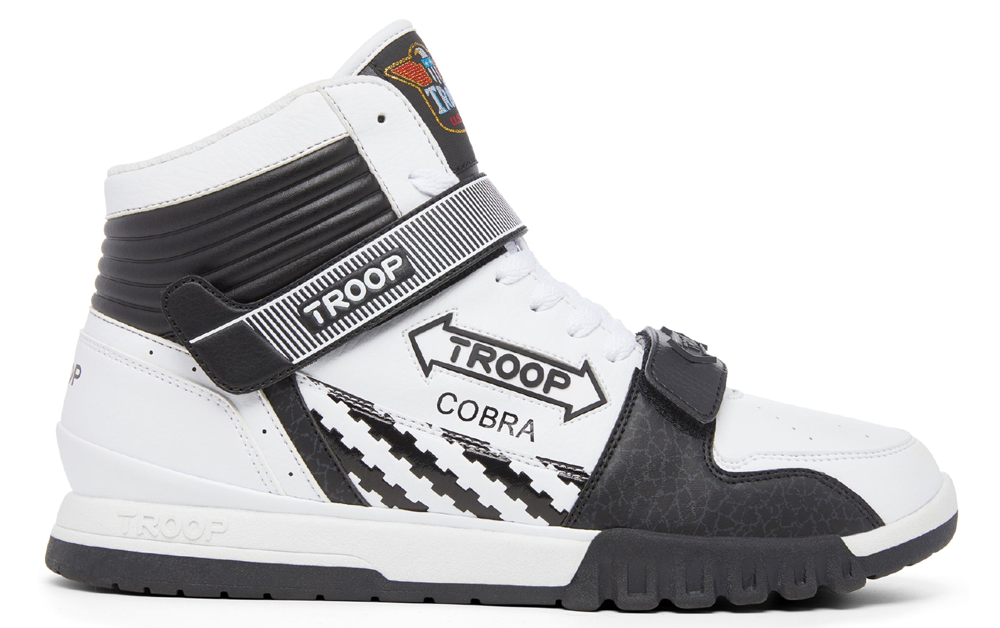 ≪超目玉★12月≫ White/Black Mid Cobra Troop - Troop of World 28.0cm